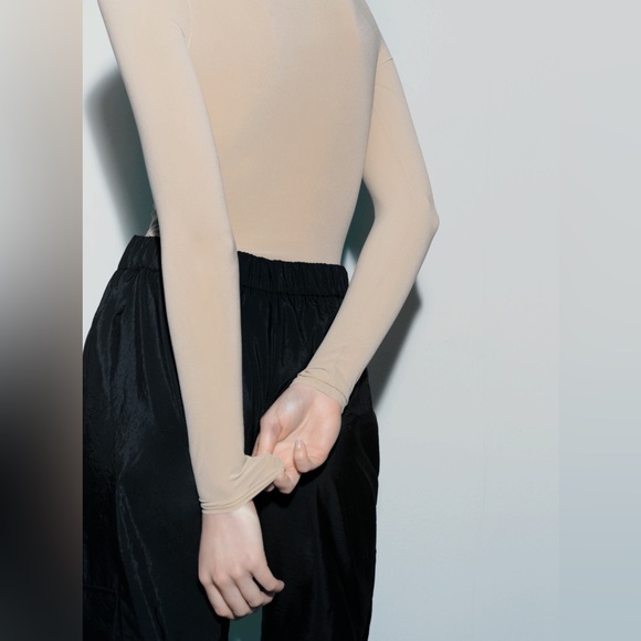 ZARA “Lingerie Collection” Nude Shapewear Premium Long Sleeve Bodysuit - Picture 9 of 10